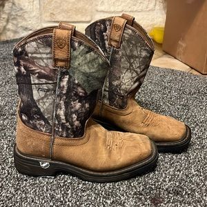 Boys brown and camo Ariat boots
